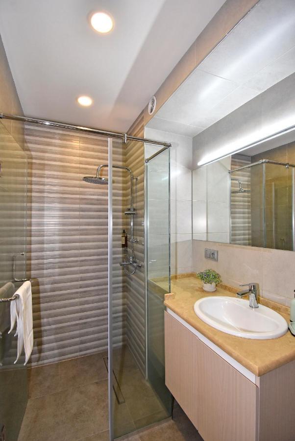 Home4You Apartments On Koghbatsi Erevan Exterior foto